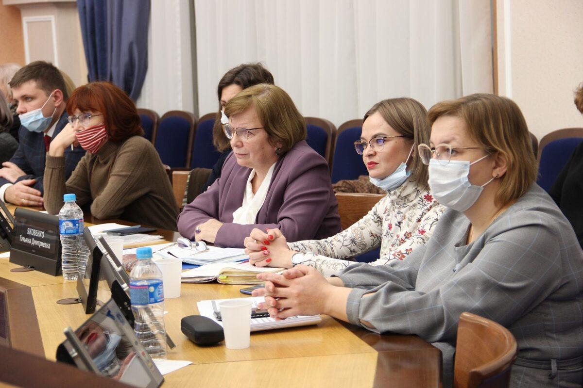 16 декабря 2021 года в большом зале мэрии г. Новосибирска состоялось расширенное совещание проектной группы по разработке и внедрению муниципального проекта «Комплексная модель профилактики кризисных ситуаций в муниципальной системе образования города Новосибирска».