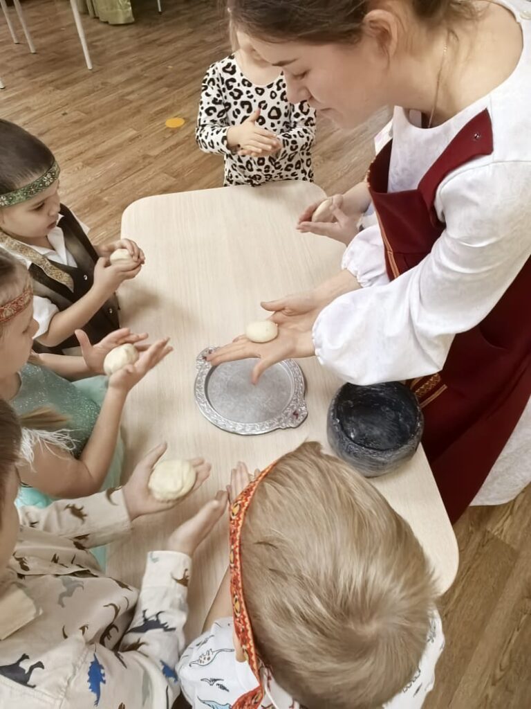 17, 18,19 ноября были рассмотрены вопросы создания речевой среды для детей-мигрантов.